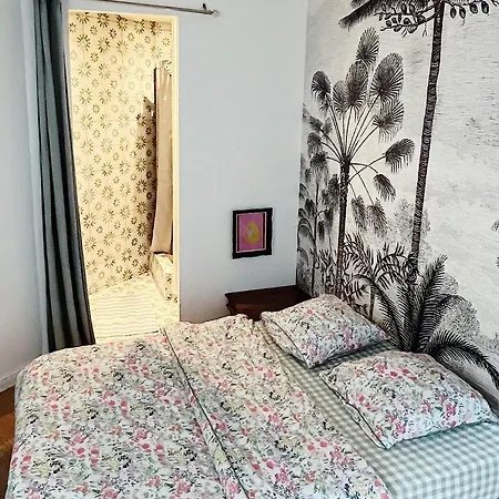 Confortable Chez Particulier Avec Salle De Bain Privee Rum i privatbostad *